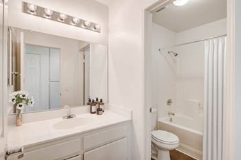 Pullman cultured marble bath vanities